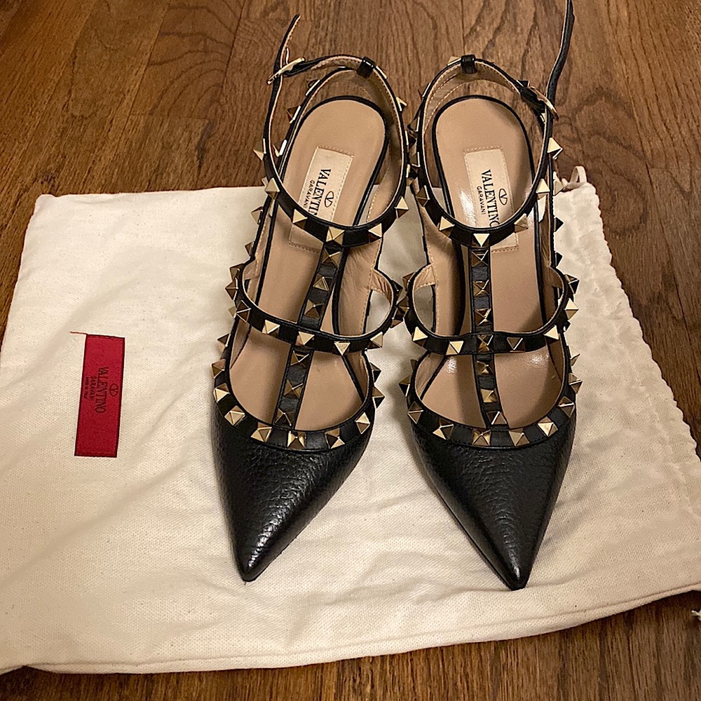 Valentino rock stud black pumps size 36